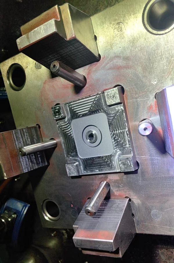Custom Multi-Material Injection Molded Parts